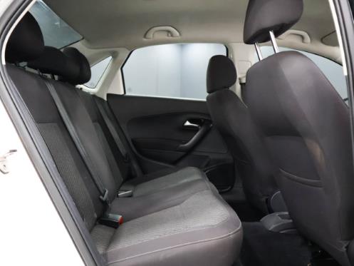 Volkswagen Polo Sedan 1.6 Comfortline 2021