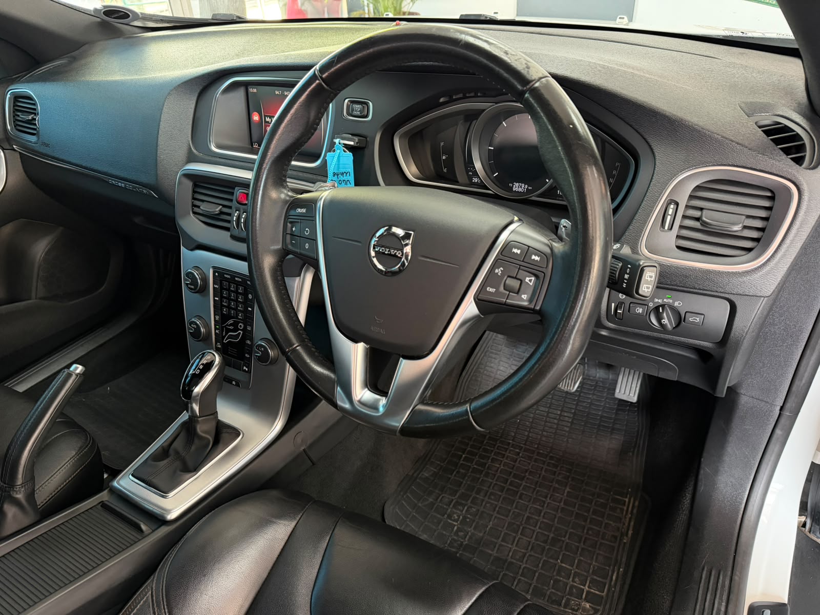Volvo V40 Cross Country D3 Momentum 2019