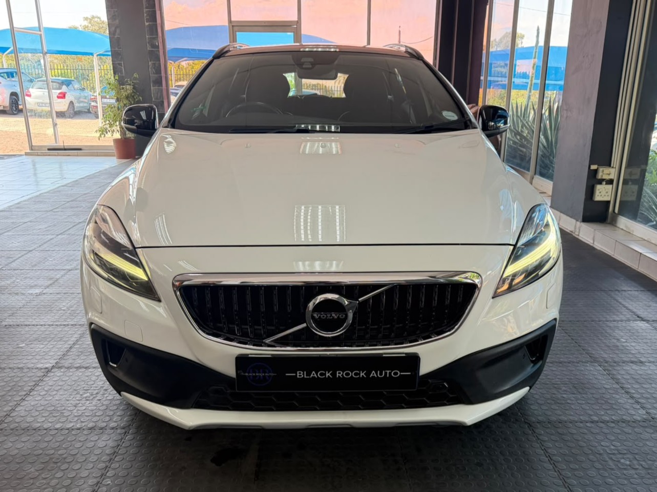 Volvo V40 Cross Country D3 Momentum 2019