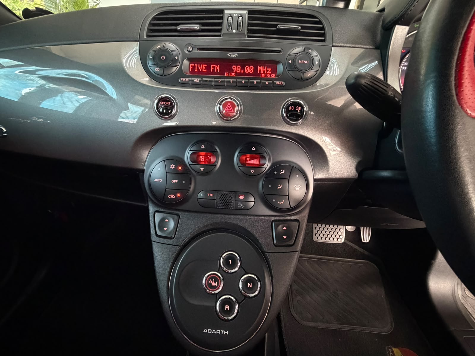 Abarth 595 1.4T Tourismo Auto 2015