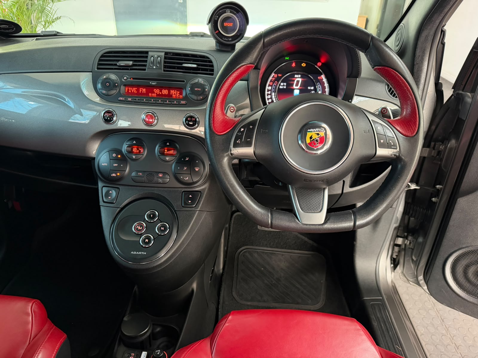 Abarth 595 1.4T Tourismo Auto 2015