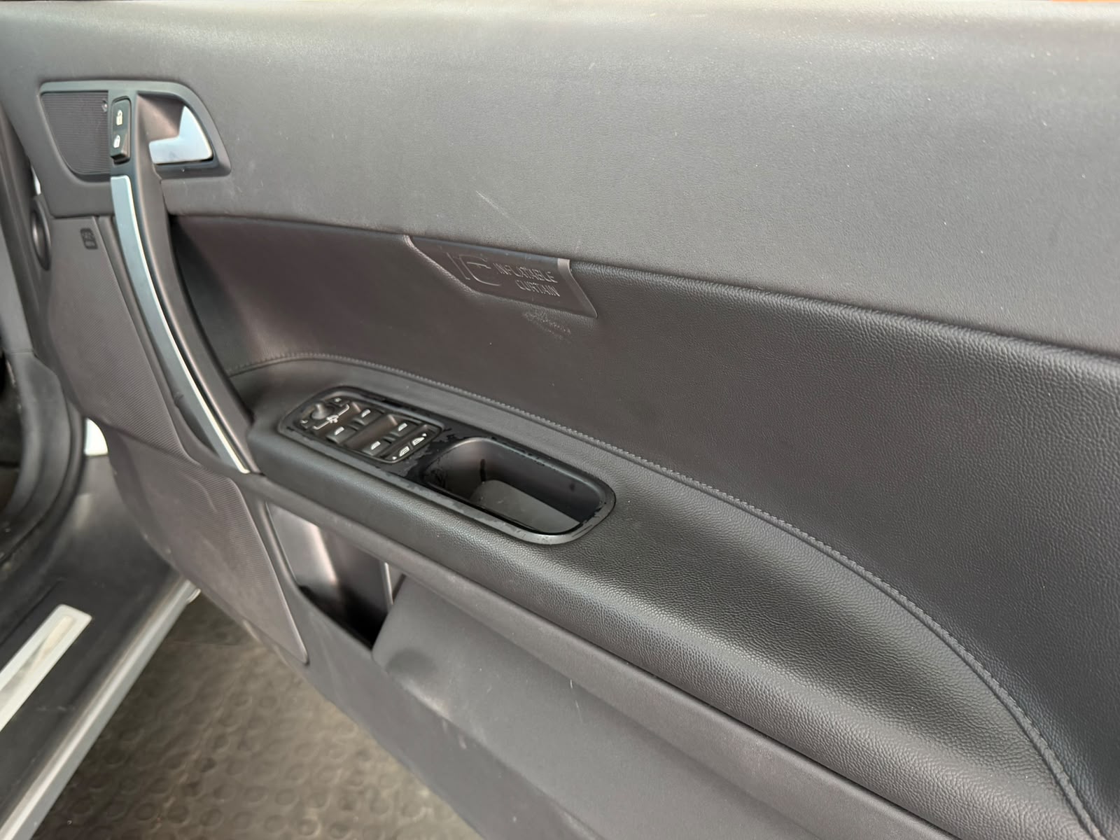 Volvo C70 T5 Auto 2010