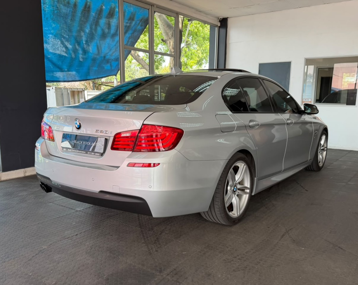 BMW 5 Series 520i MSport Auto 2014