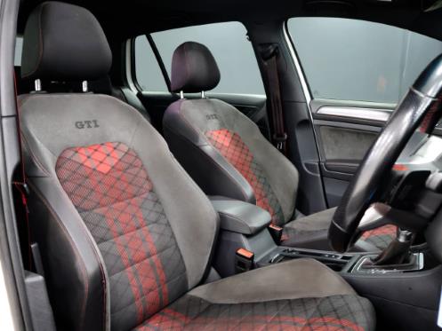 Volkswagen Golf GTI TCR 2020