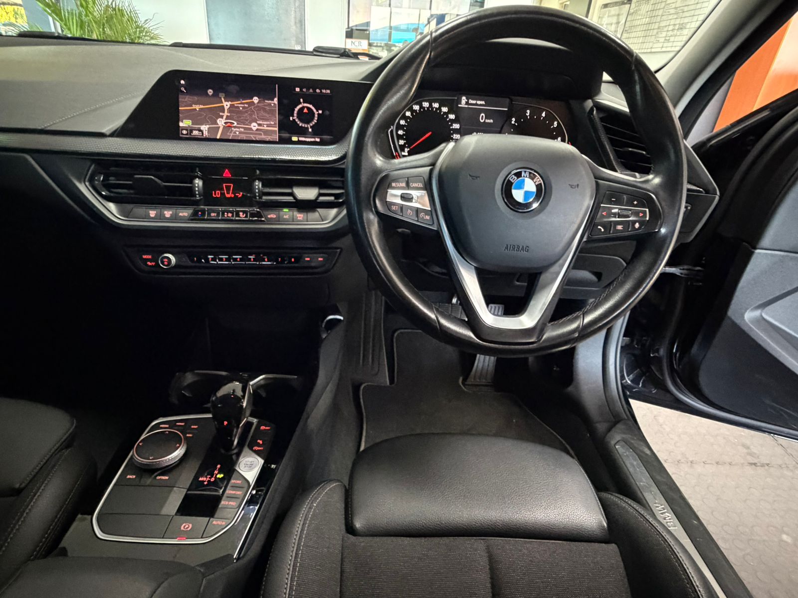 BMW 1 Series 118i Sport Line 2021