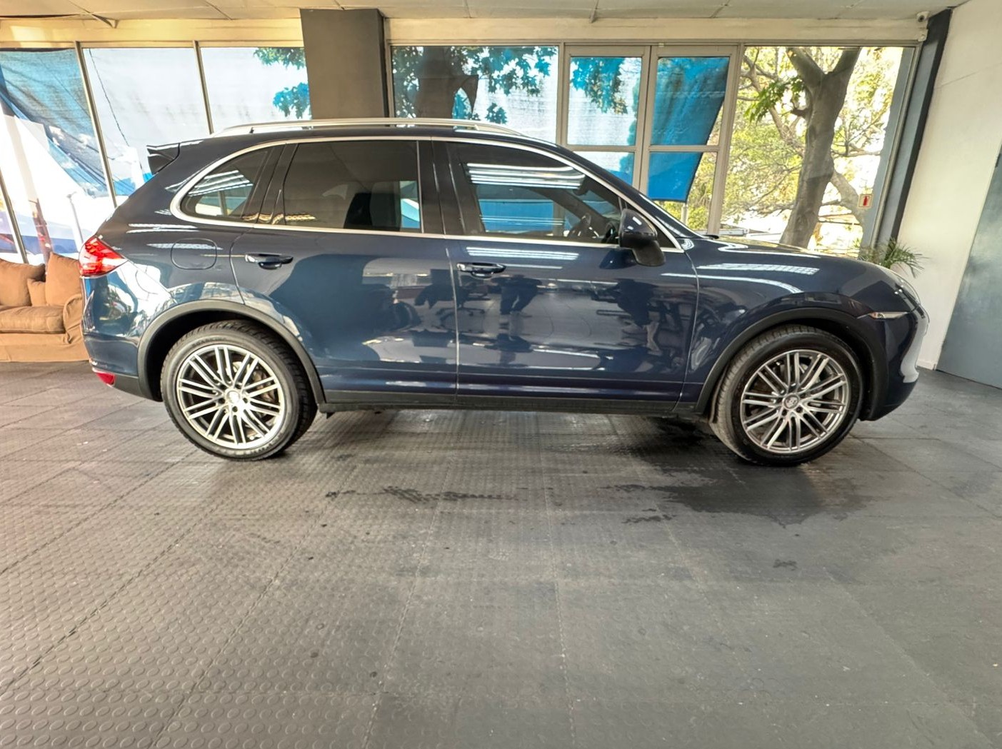 Porsche Cayenne Cayenne S 2012