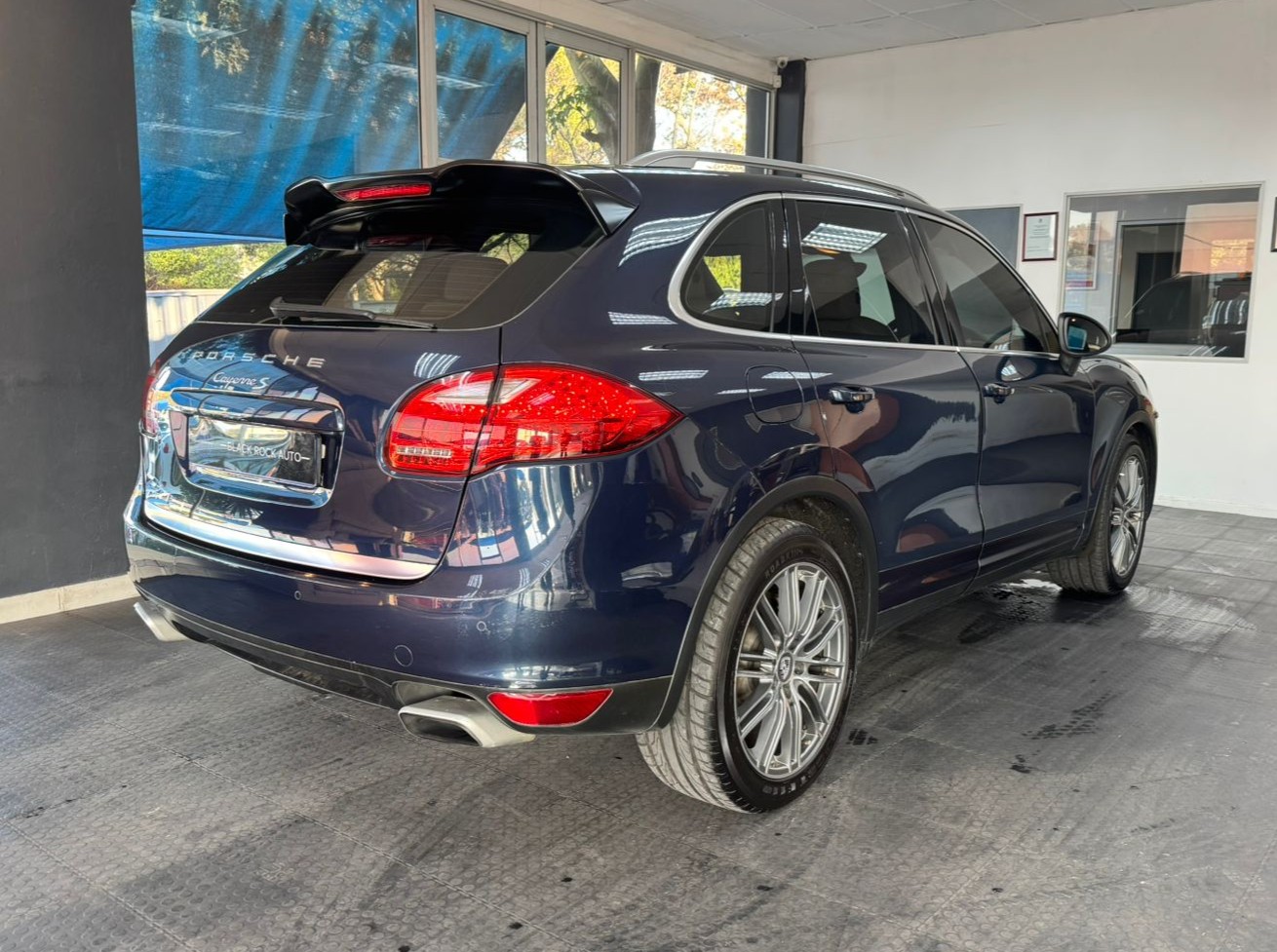 Porsche Cayenne Cayenne S 2012